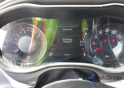 2023 Dodge Challenger z USA, uszkodzony, nr VIN 2C3CDVBT5PH562421